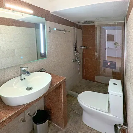 Elysian Luxury N1 شقة