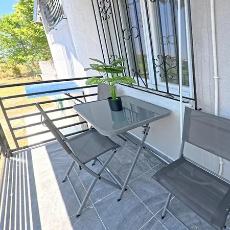 Elysian Luxury N1